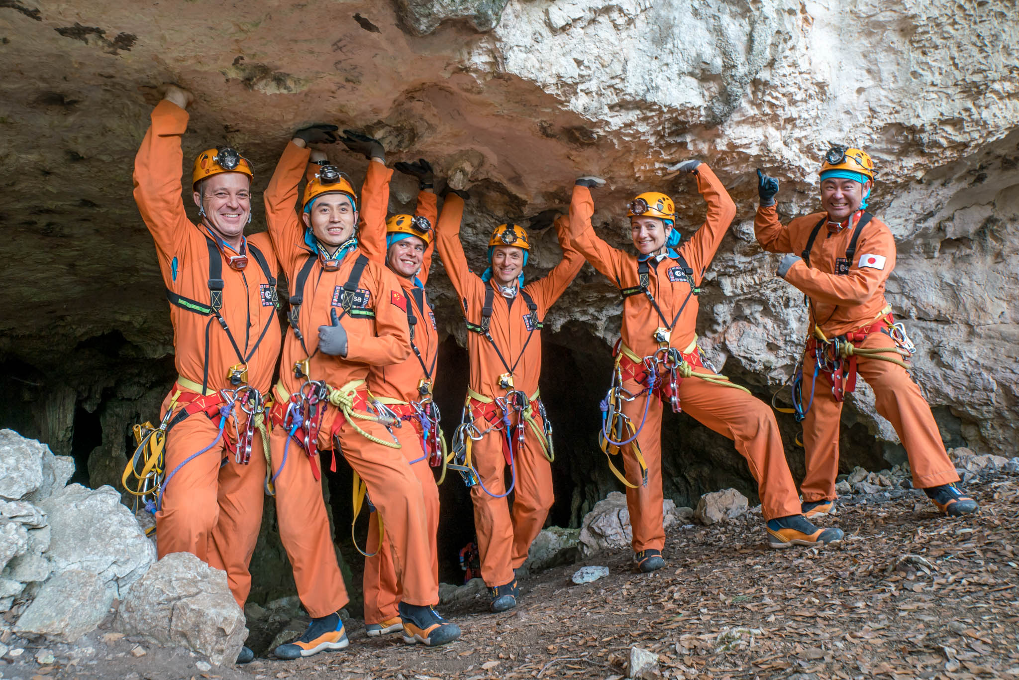 Cavenauts explore CAVES to prepare for spaceflight AnaBlogs Blogs