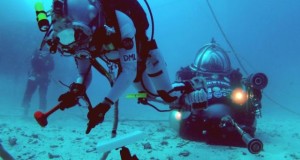 NASA astronauts carry out simulated space manoeuvres on the ocean floor during a previous NEEMO expedition. An Irish doctor has been selected to monitor the health of six astronauts, engineers and scientists who are due to spend three weeks in an undersea research station off the Florida coast. Photograph: NASA