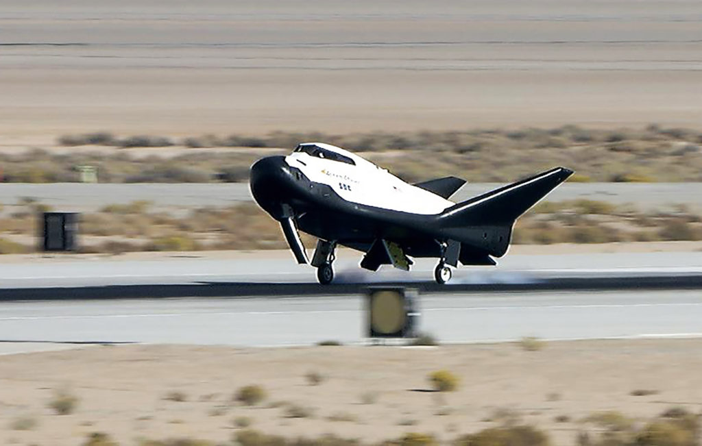 Having been dropped from an altitude of 12,400 feet, Sierra Nevada Corp’s Dream Chaser lands at Edwards Air Force Base in California, as part of a successful free flight on Nov. 11, 2017. It was a crucial milestone to help finalize the design for the cargo version of the spacecraft for future resupply missions to the International Space Staton. Photo credit: NASA/Carla Thomas