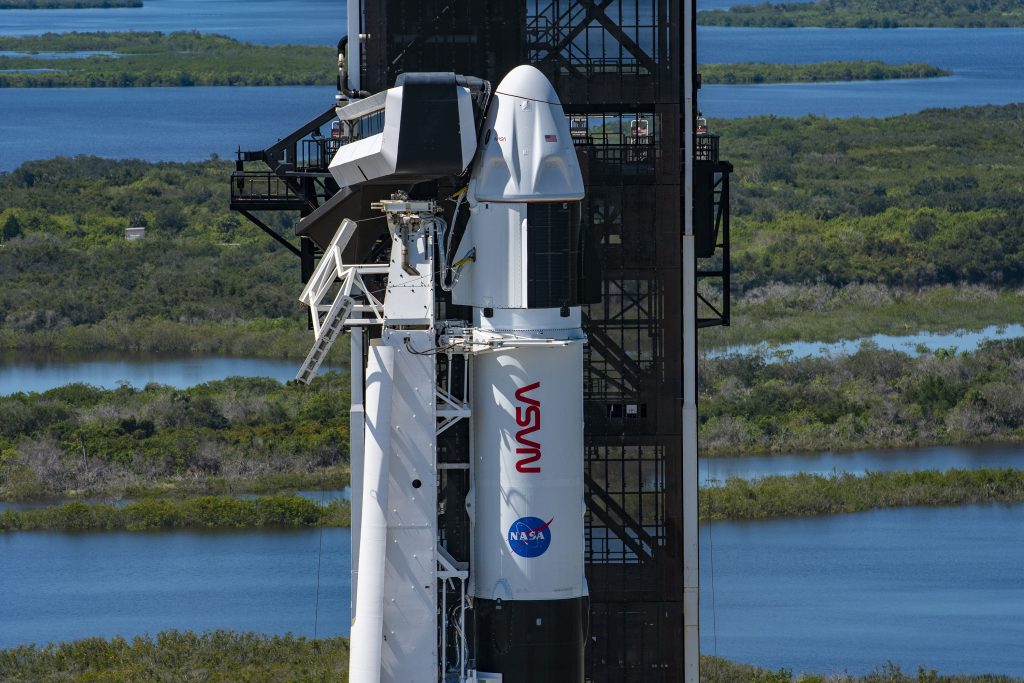 SpaceX’s Falcon 9 rocket, with the Dragon Endurance spacecraft atop