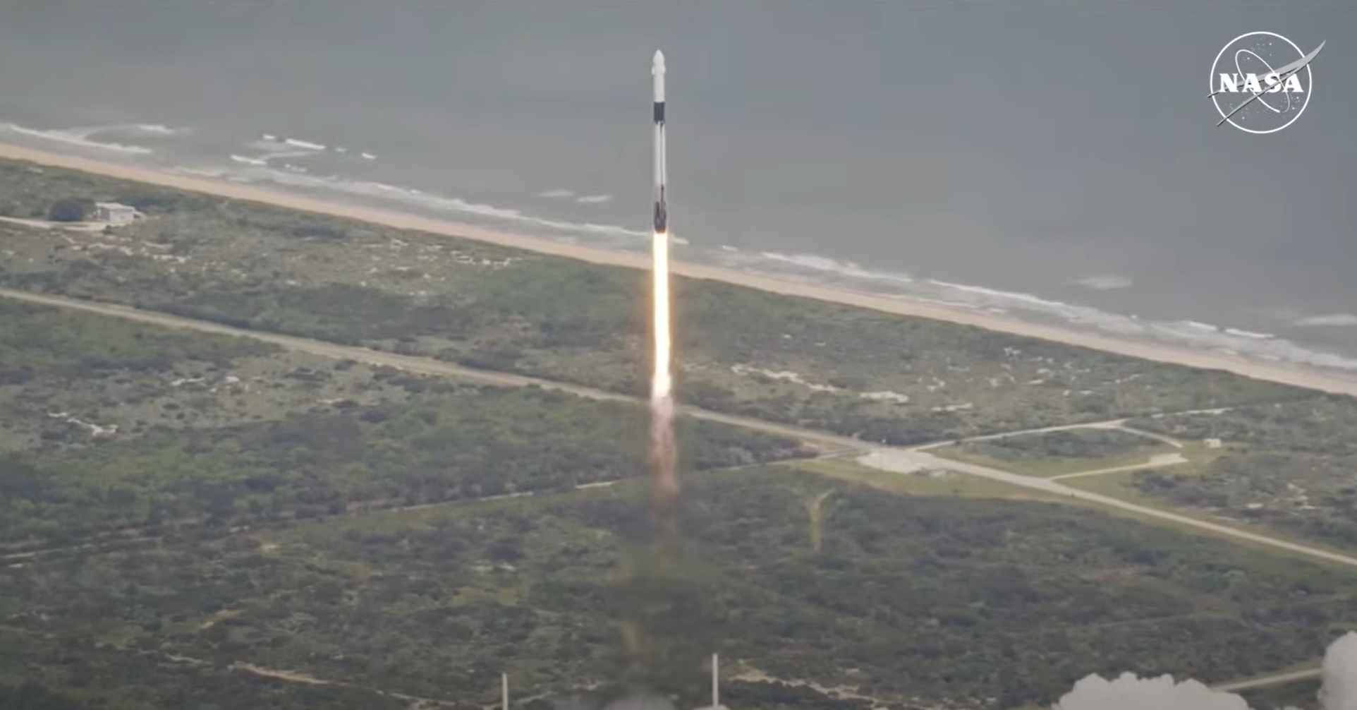 A SpaceX Falcon 9 rocket carrying the company's Dragon spacecraft lifts off on NASA’s SpaceX Crew-9 mission to the International Space Station with NASA astronaut Nick Hague and Roscosmos cosmonaut Aleksandr Gorbunov aboard Saturday, Sept. 28, 2024, from Space Launch Complex-40 at Cape Canaveral Space Force Station in Florida.