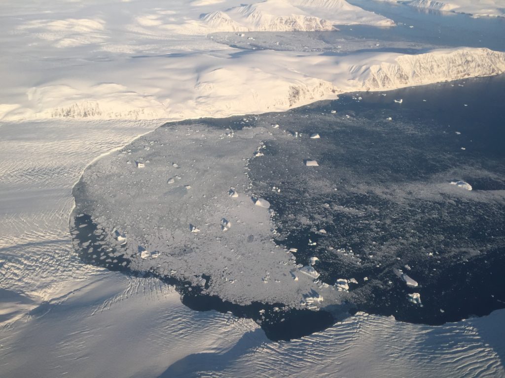 The front of a Greenland glacier flowing into the ocean. Credit: NASA/JPL-Caltech 