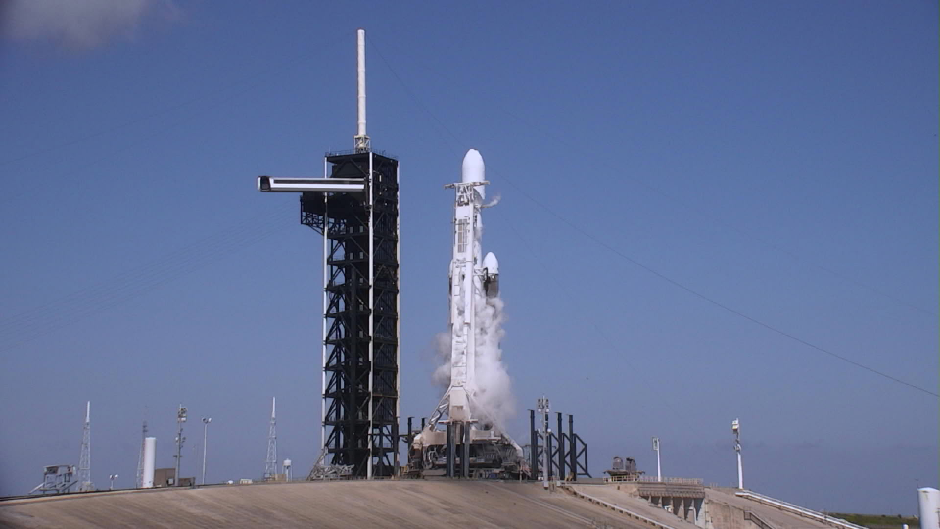 NASA’s Europa Clipper spacecraft and SpaceX’s Falcon Heavy rocket prepares for launch at Launch Pad 39A on Monday, Oct. 14, 2024, at the agency’s Kennedy Space Center in Florida ahead of launch to Jupiter’s icy moon, Europa.