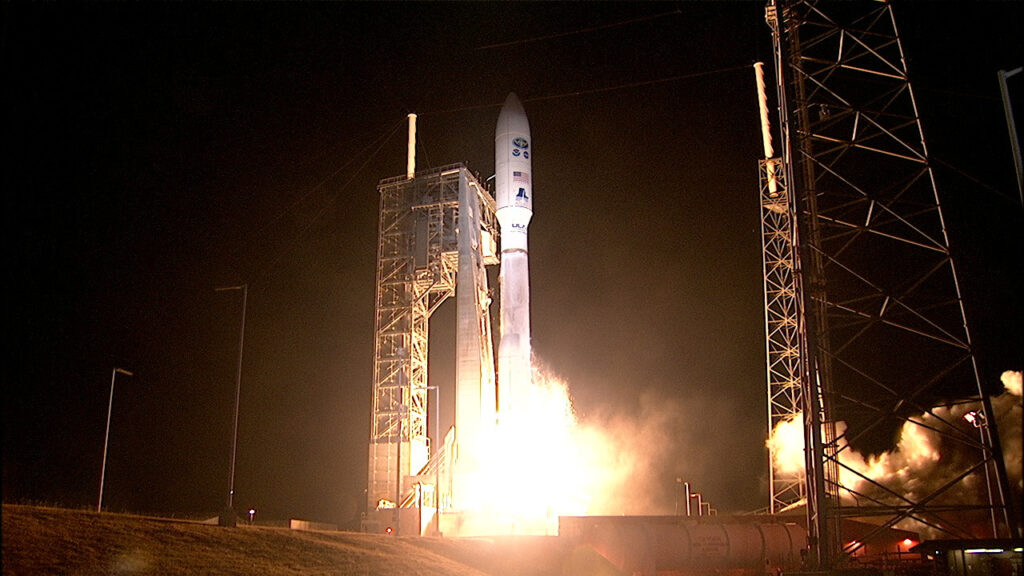 GOESR-LAUNCH-1