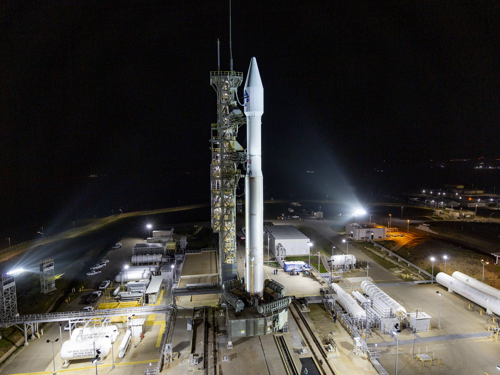 The Mobile Service Tower rolls back from the United Launch Alliance (ULA) Atlas V 401 rocket carrying the Joint Polar Satellite System (JPSS)-2 polar-orbiting weather satellite for the National Oceanic and Atmospheric Administration (NOAA) and NASA’s Low-Earth Orbit Flight Test of an Inflatable Decelerator (LOFTID) from Space Launch Complex-3 at Vandenberg Space Force Base, California. Photo credit: United Launch Alliance