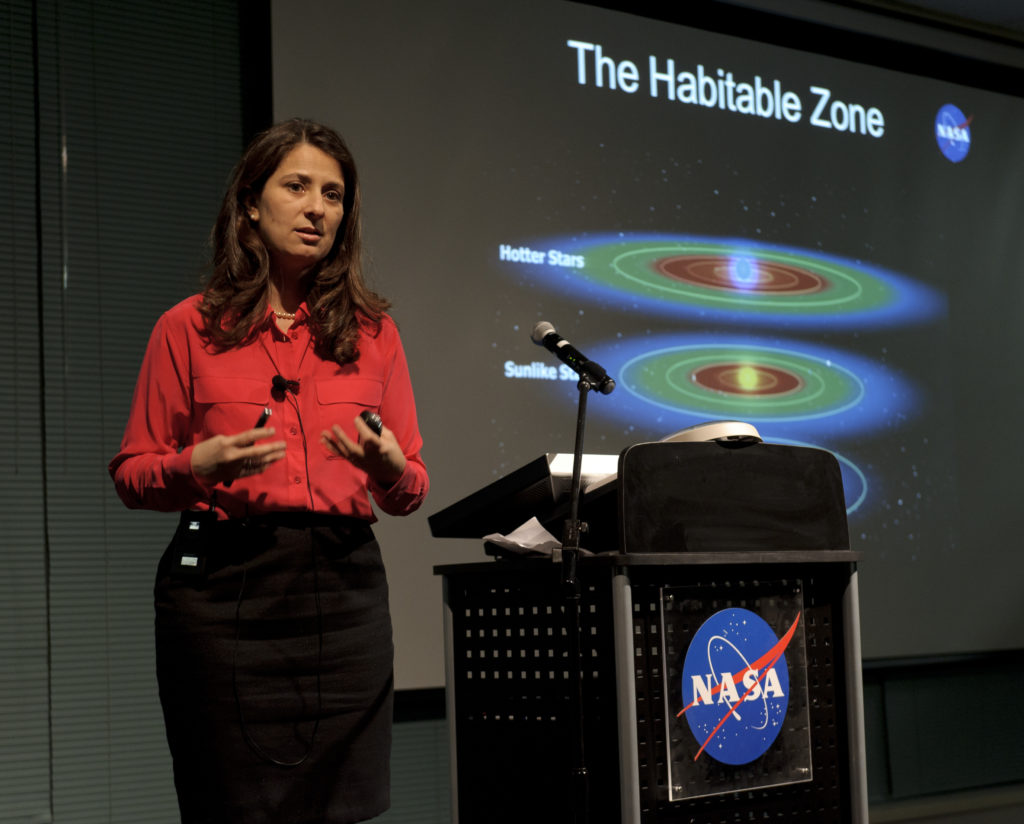 Batalha presenting the habitable zone