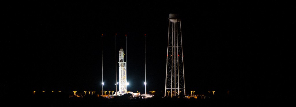 Antares in vertical position