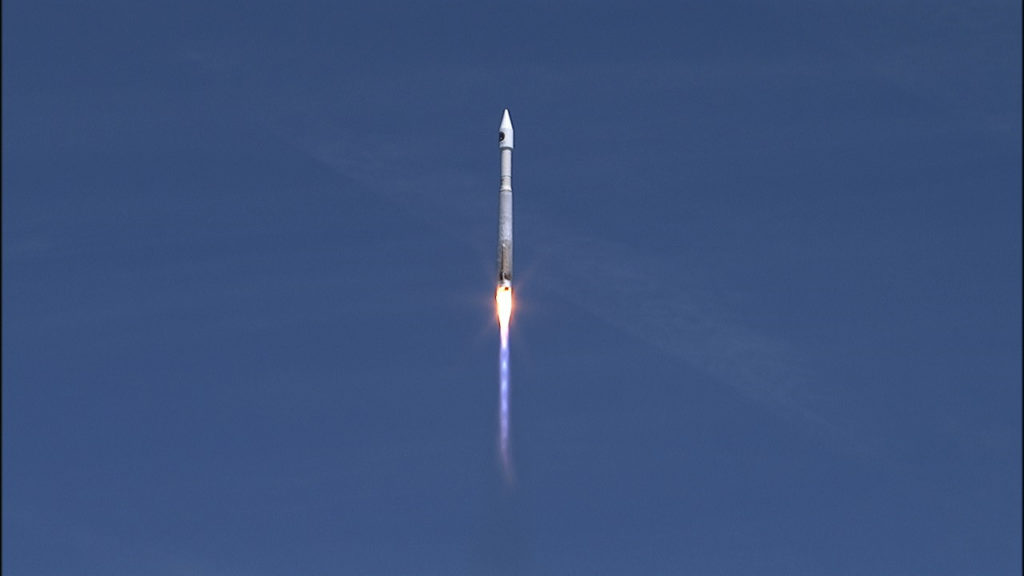 Liftoff of Atlas V on Orbital ATK CRS-7.