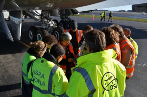 Māori elder Aroha H. Reriti-Crofts performs the traditional ceremony surrounded my SOFIA crew. Photo:  NASA/USRA/SOFIA/Greg Perryman. 