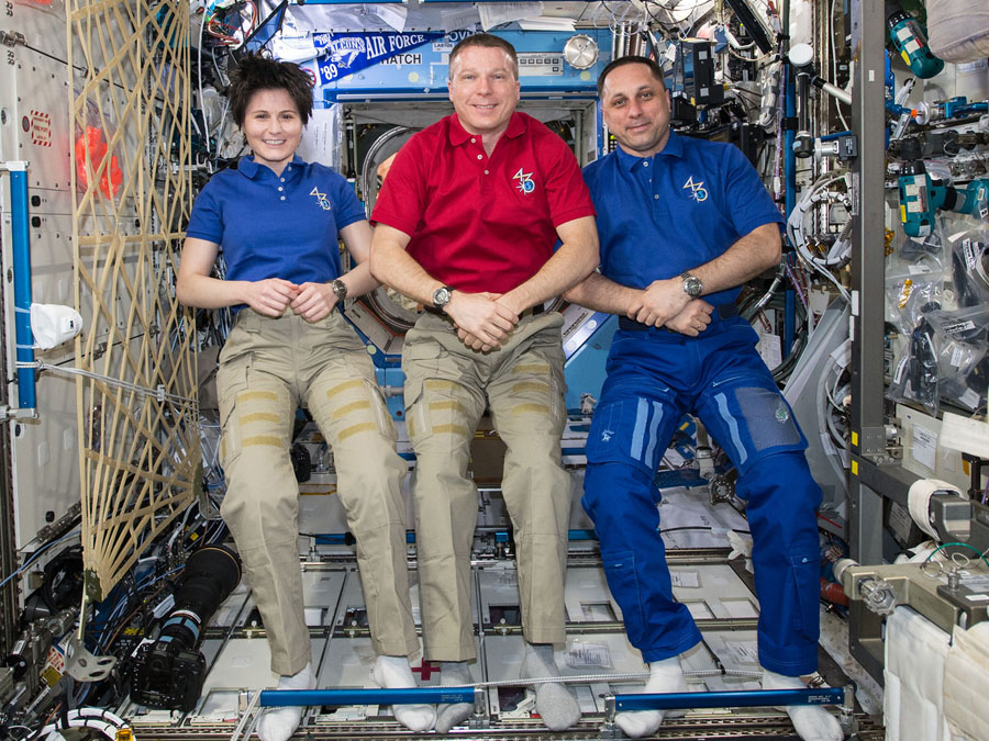 Expedition 43 Crew Members 