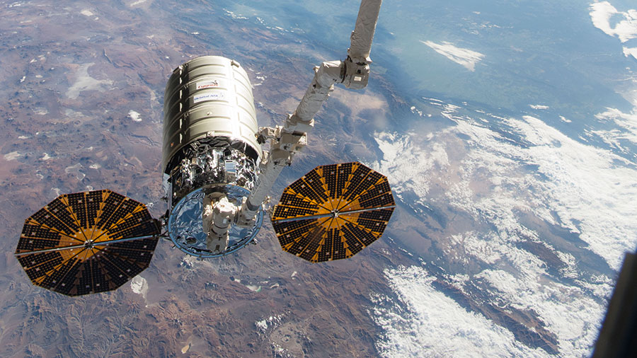 Cygnus Spacecraft Arrives at Station