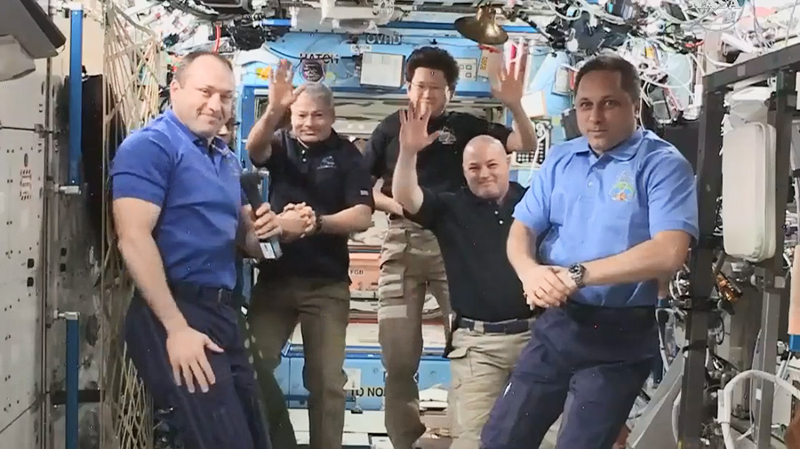 Expedition 54 Crew Members