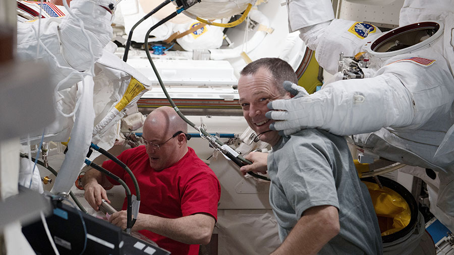 Astronauts Scott Tingle and Ricky Arnold