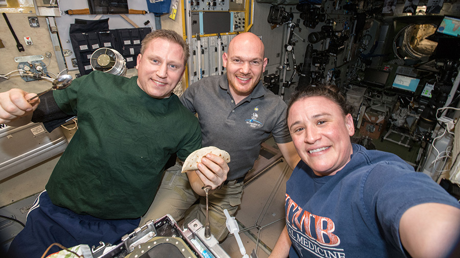 Expedition 57 crew selfie