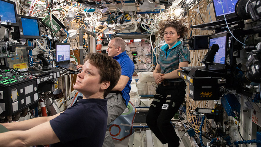 Expedition 59 Flight Engineers (from left) Anne McClain, David Saint-Jacques and Christina Koch