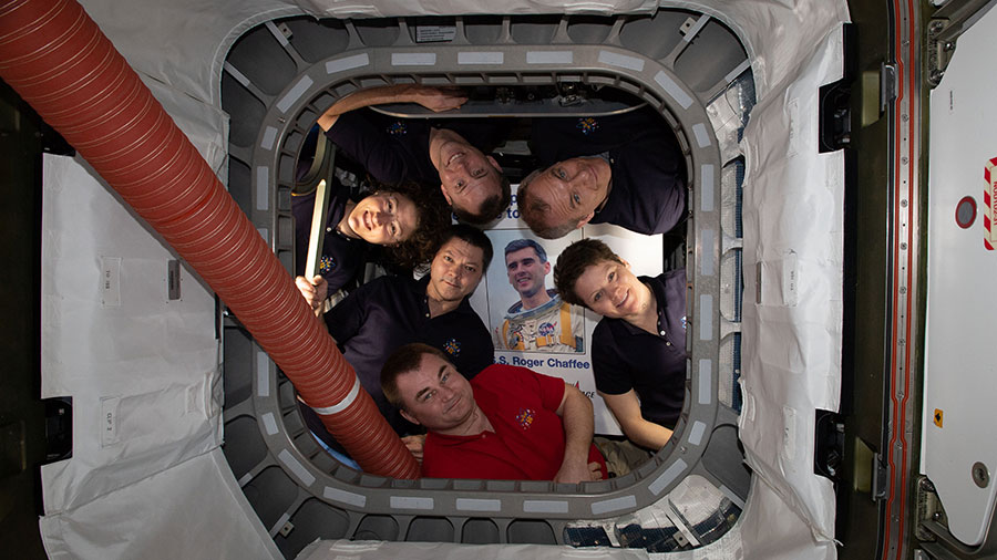 The six-member Expedition 59 crew