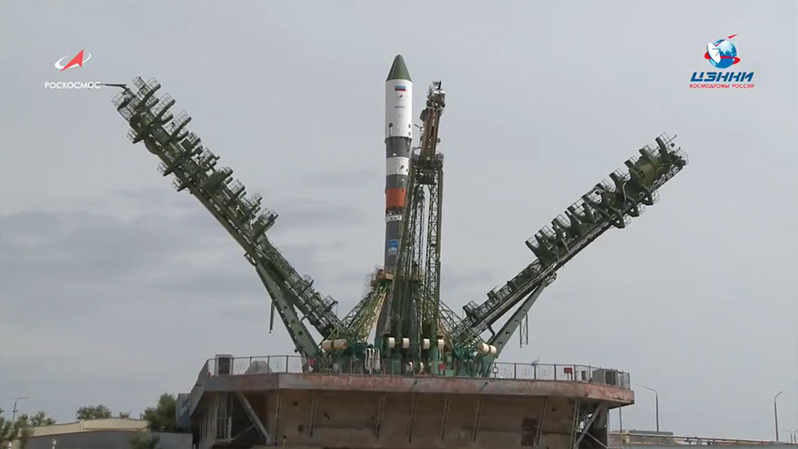 Support gantries rise toward the Progress 73 resupply ship