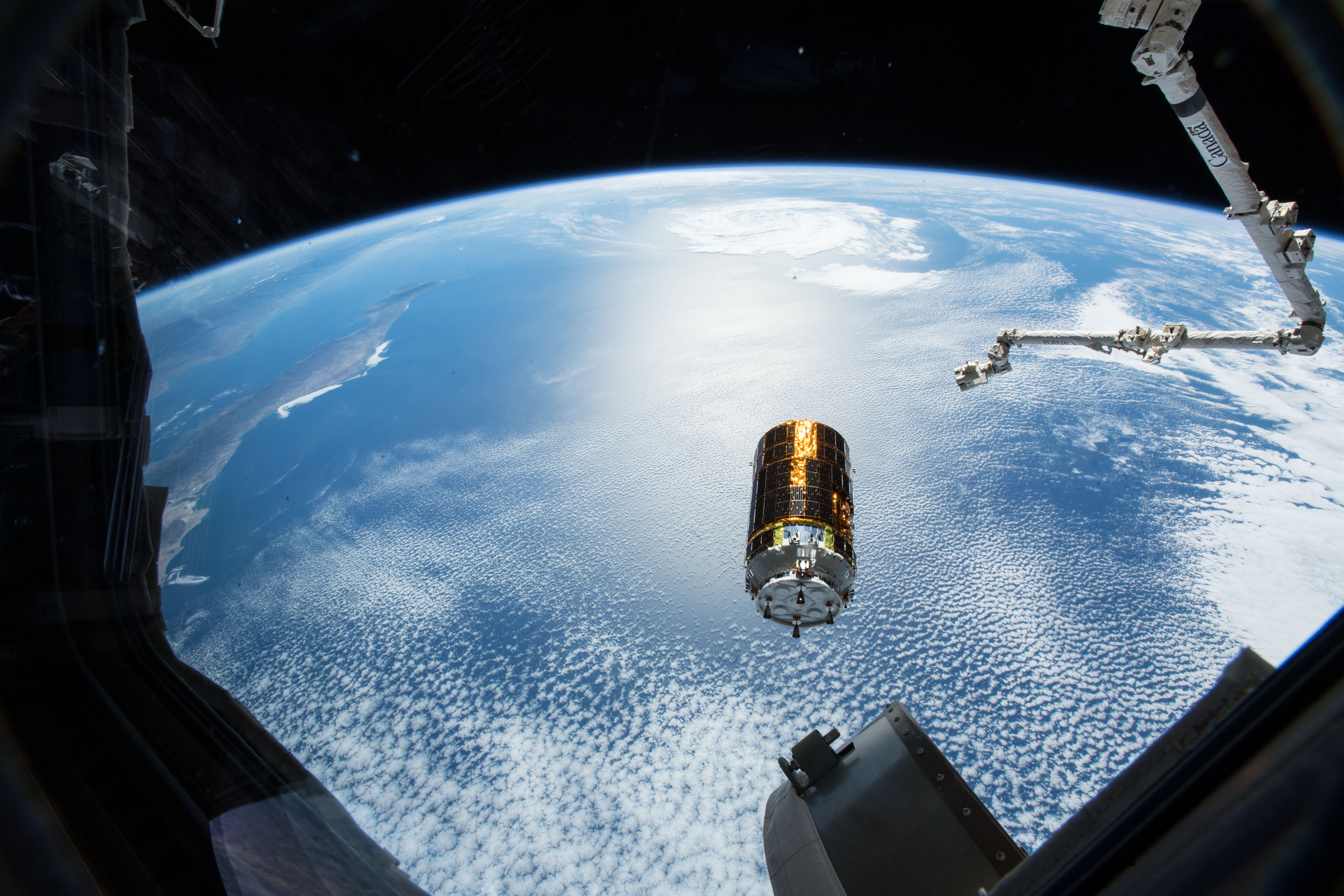 The Japan Aerospace Exploration Agency’s uncrewed cargo transfer craft, called HTV, will deliver supplies and new investigations to the International Space Station. 