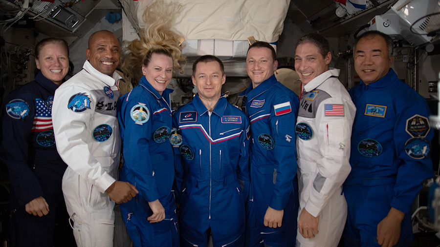 international space station crew