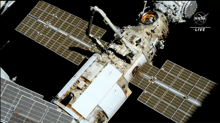 nasa iss robotic arm