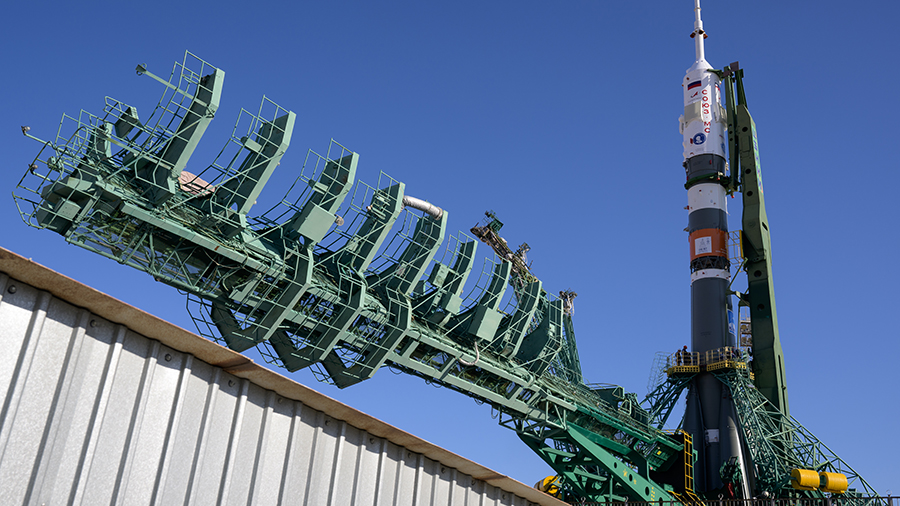 The Soyuz rocket that will launch three new crew members to the station on Wednesday stands at the launch pad at the Baikonur Cosmodrome in Kazakhstan. Credit:NASA/Bill Ingalls