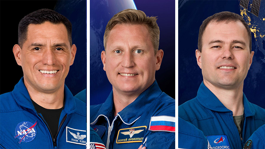 (From left) NASA astronaut Frank Rubio and Roscosmos cosmonauts Sergey Prokopyev and Dmitri Petelin will take a short ride around the space station inside the Soyuz MS-23 crew ship.