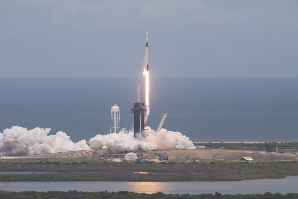 A SpaceX Falcon 9 rocket carrying a Dragon cargo capsule lifts off from Launch Complex 39A at NASA’s Kennedy Space Center on the company’s 22nd Commercial Resupply Services mission to the International Space Station. 