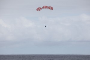 CRS-4 Dragon splashdown