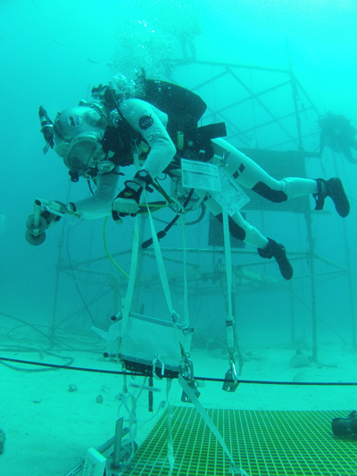 Steve Squyres conducts an underwater