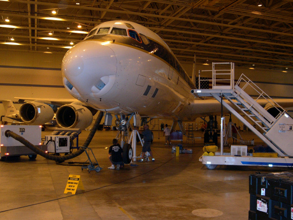 NASA DC-8 Techs weigh the aircraft with the OIB instrument installation on board