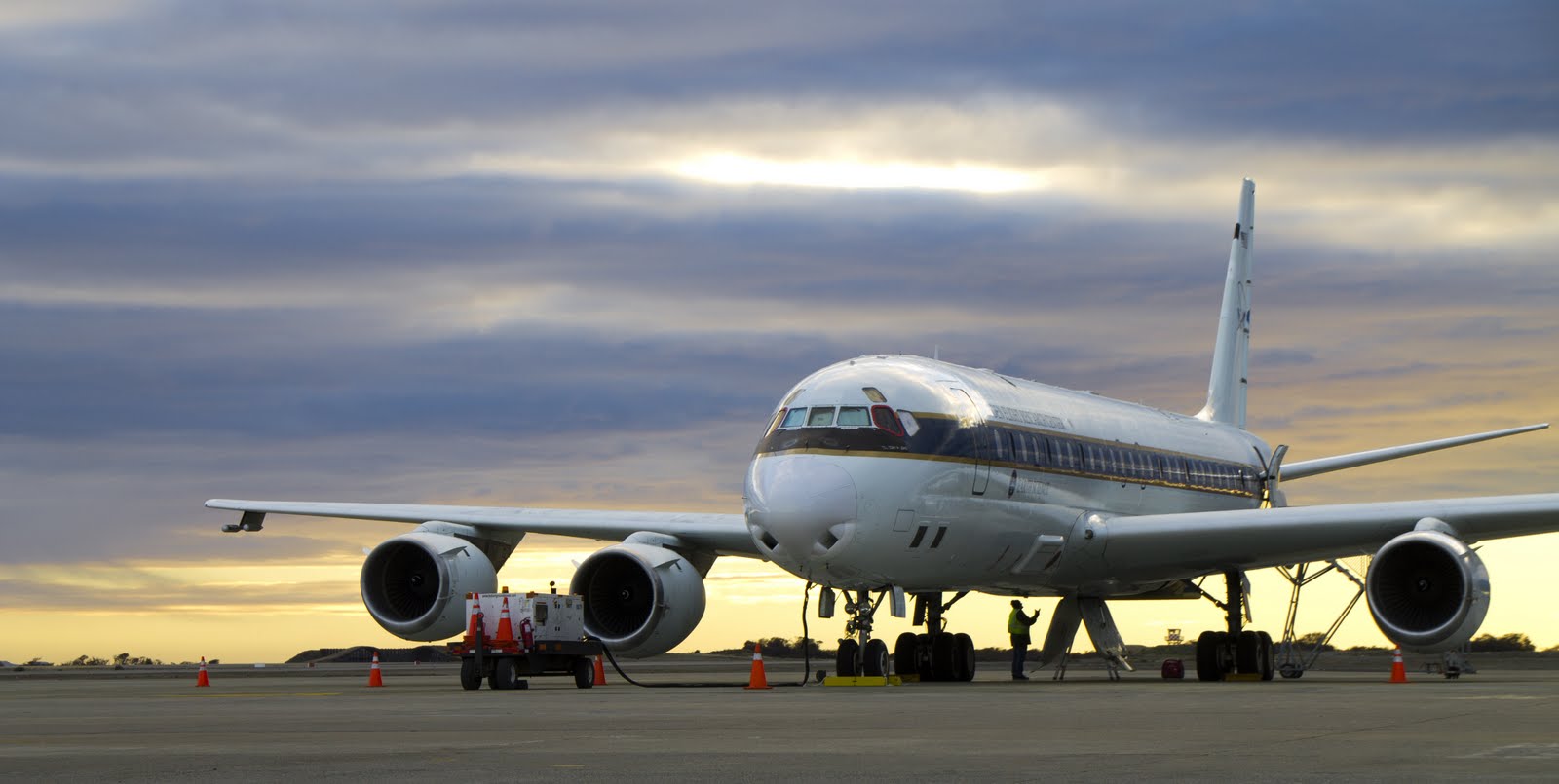 The IceBridge DC-8 undergoing final preparations for the first Antarctic campaign flight of 2012.